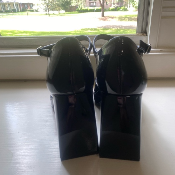 Gianni Bini Heels - Picture 5 of 5